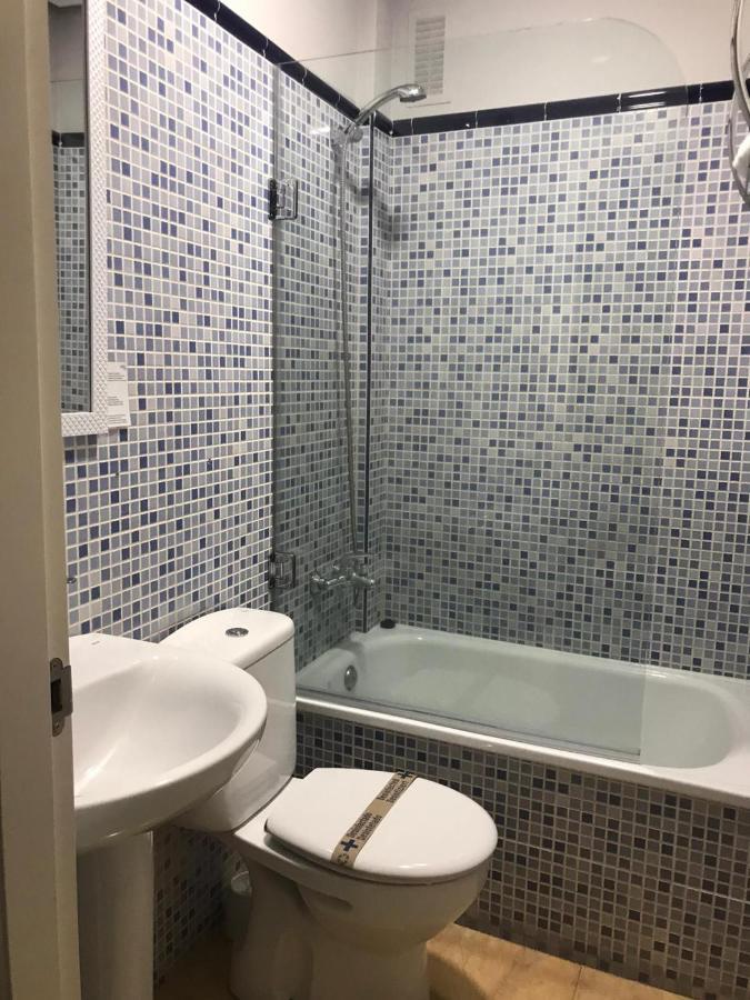 Single Room Bathroom,844648895:JPEG